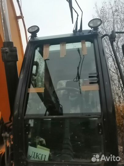 Замена дверного стекла на John Deere 325 j