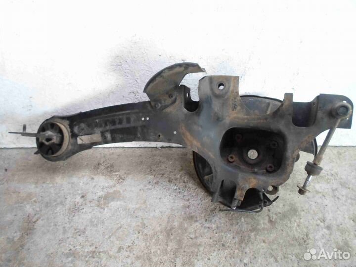 Кулак задний левый Volvo XC60 1 (Y20)