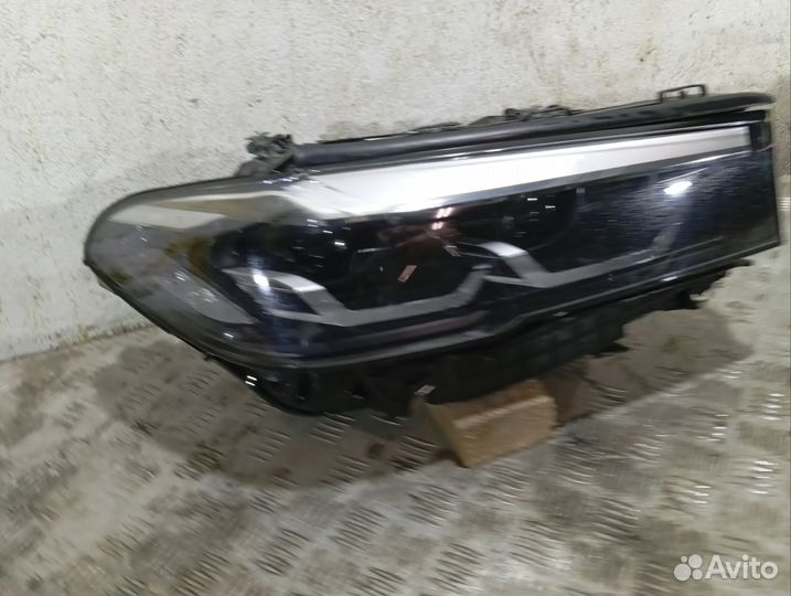 Фара правая BMW 5 G30 LED
