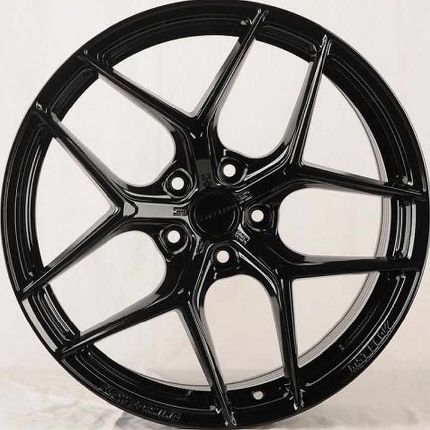 Makstton MST-FK07 : 8,5x18 5*114,3 Et:35 Dia:73,1 Black/B1