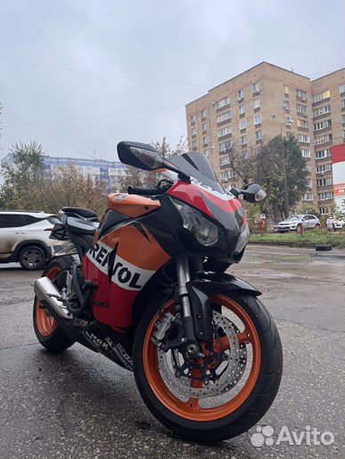Honda cbr1000rr fireblade