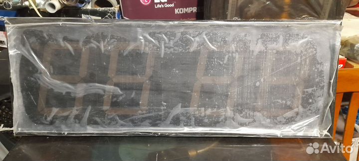 Часы вторичные цифровые