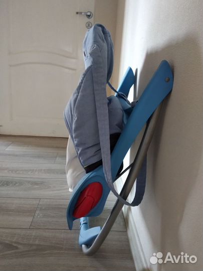 Шезлонг для новорожденных