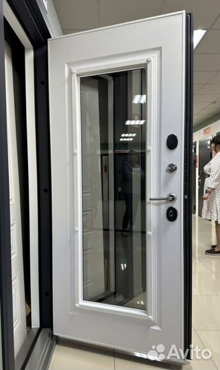 Дверь входная металлическая с терморазрывом