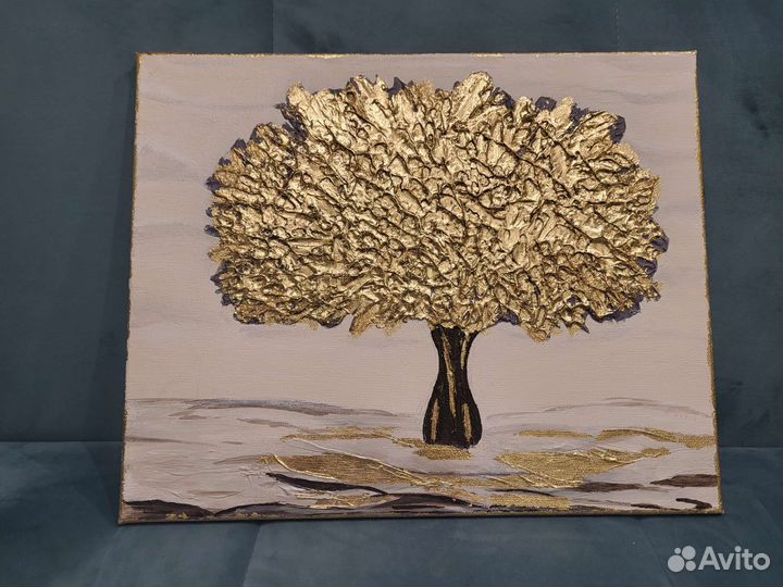 Картина с золотой поталью