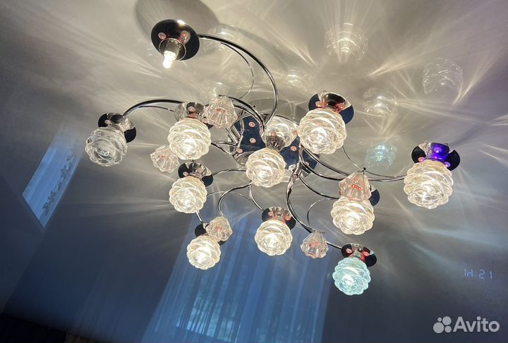 Люстра потолочная