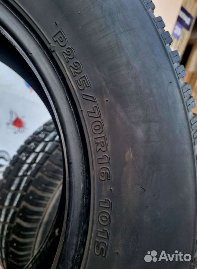 Hankook Zovac HP W401 225/70 R16 101S