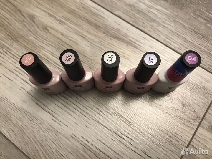 Продам новый набор камуфлирующих баз и гель-лак