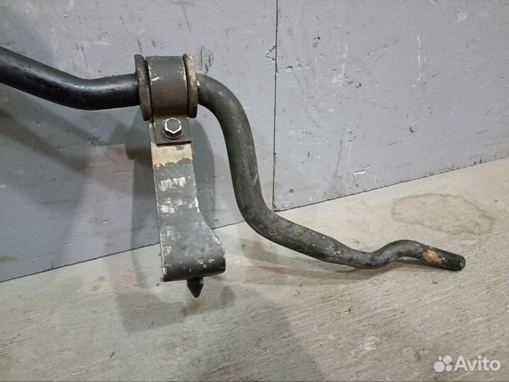 Стабилизатор передний Chrysler Crossfire