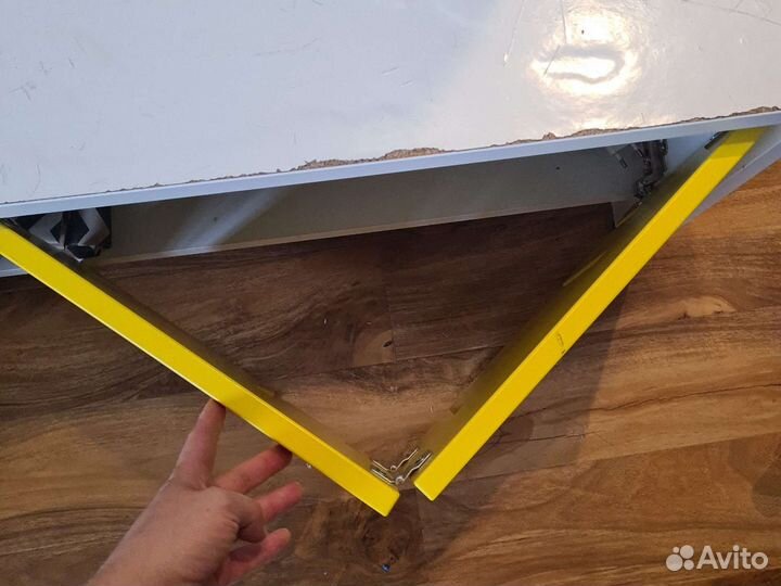 Тумба под тв