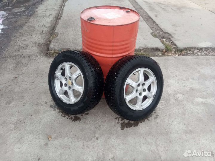 Yokohama BluEarth E75 195/65 R15