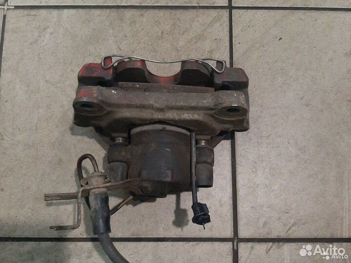 Тормозной суппорт перед лев Audi а4 б6