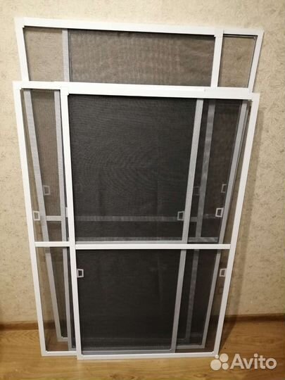 Москитные сетки на окна белые и коричневые