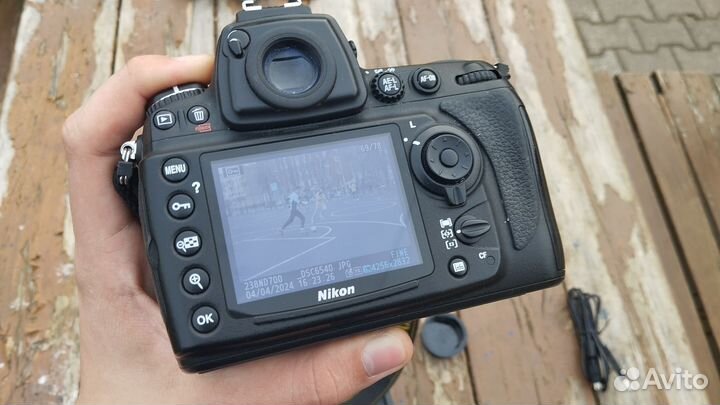 Зеркальный фотоаппарат Nikon d700