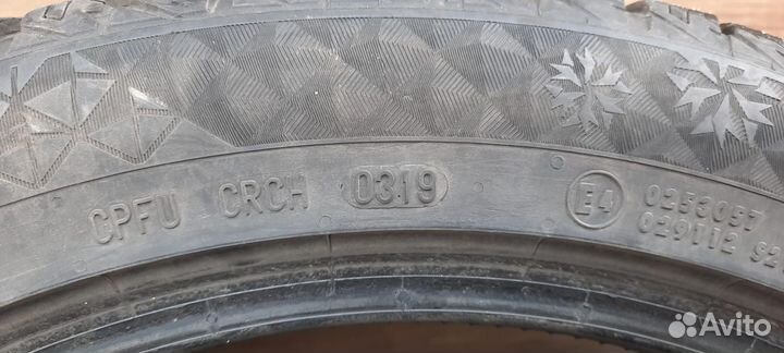 Continental ContiVikingContact 7 235/45 R18