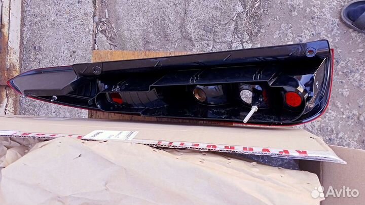 Фонарь задний правый ford fusion