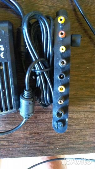 Автомобильный адаптер питания Vanson SDR-100W