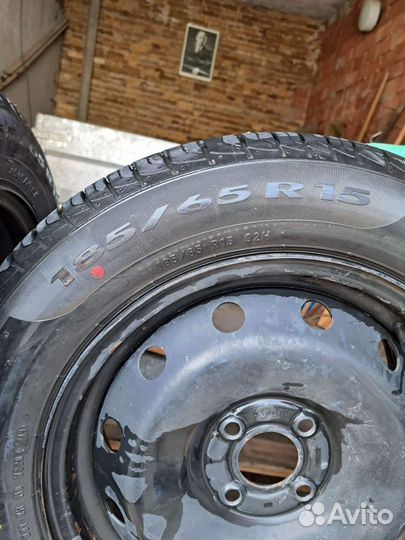 Pirelli Cinturato P1 185/65 R15