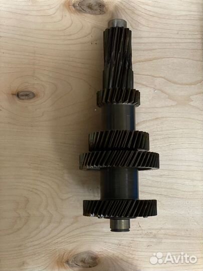 Вал кпп (промежуточный) GAO hino SU002-00193 13T-1