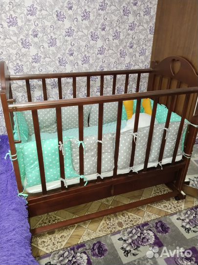Детская кроватка