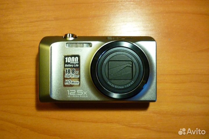 Цифровой фотоаппарат Casio