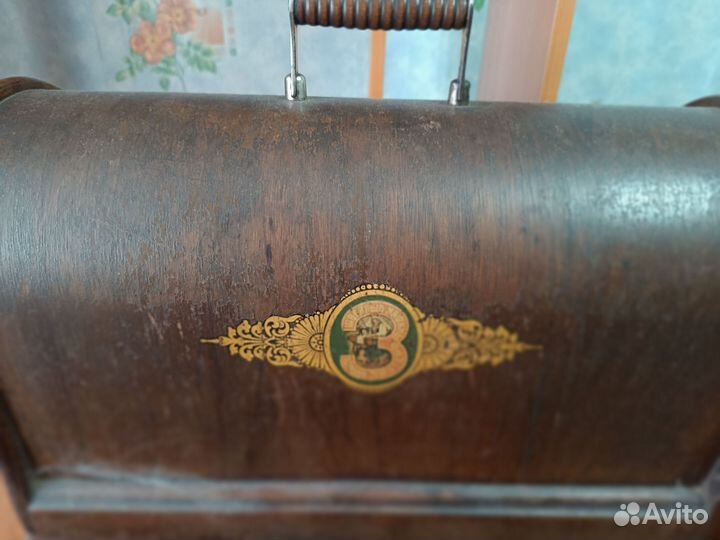 Швейная машинка зингер ручная