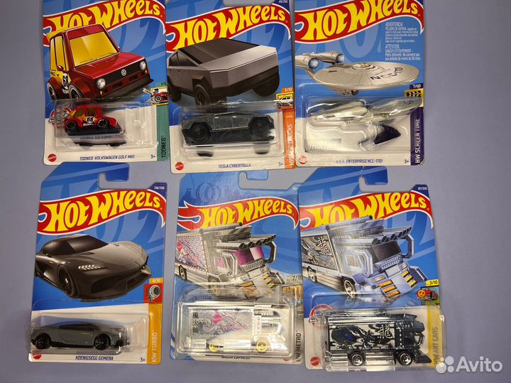 Hot wheels машинки коллекционные в блистерах