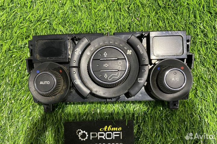 Блок управления климатом Peugeot 308