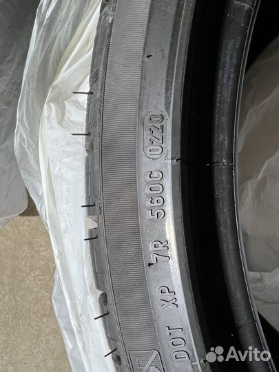 Pirelli Scorpion Winter 295/35 R21 и 315/30 R22