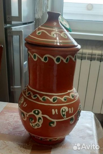 Глиняный кувшин
