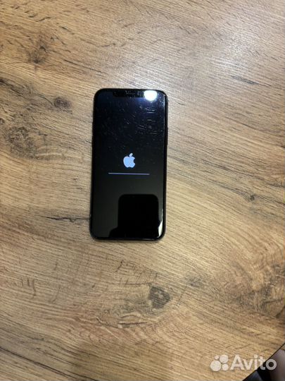 iPhone 11 Pro, 64 ГБ