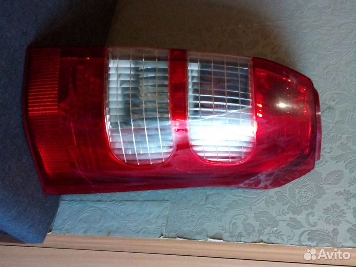 Фонарь задний