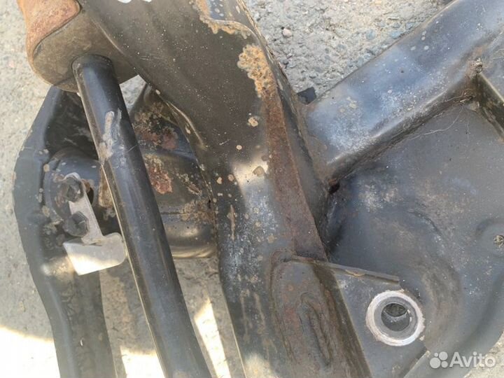 Подрамник Bmw X3 2.0D E83 N47 2009