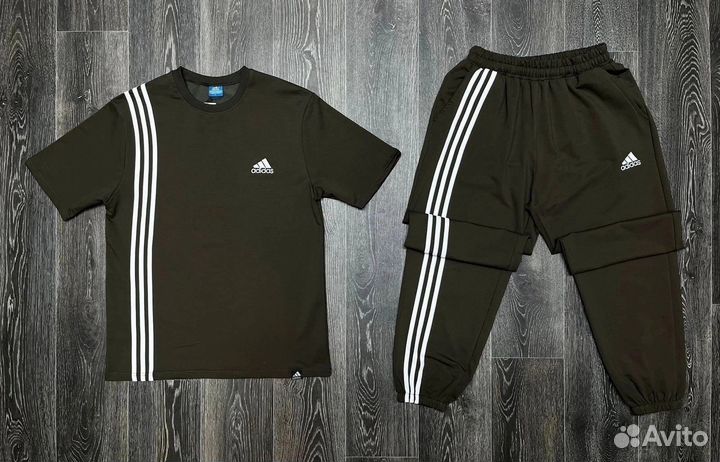 Костюм Adidas весенний