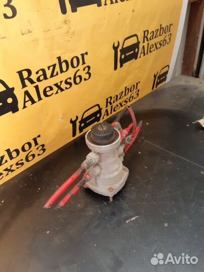 Кран управления тормозами прицепа, Iveco