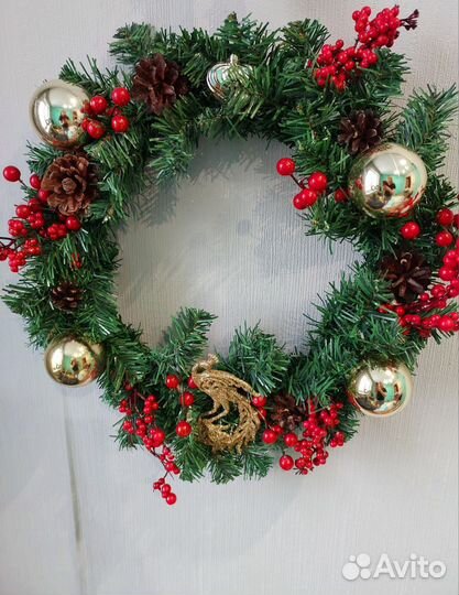 Новогодний венок ручной работы