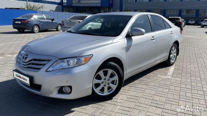 Toyota Camry 2.4 AT, 2011, 215 000 км