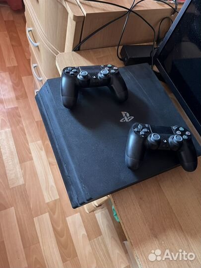 Sony playstation 4 PS4 pro 1tb с играми