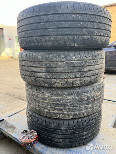 Nexen N'Priz AH8 215/55 R17 94V