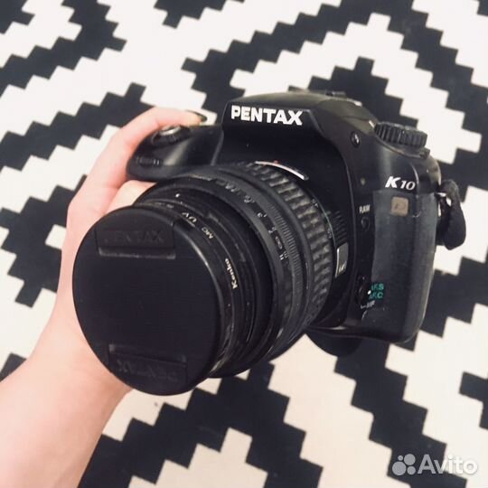 Фотоаппарат Pentax K10D с объективом Pentax 18-55m