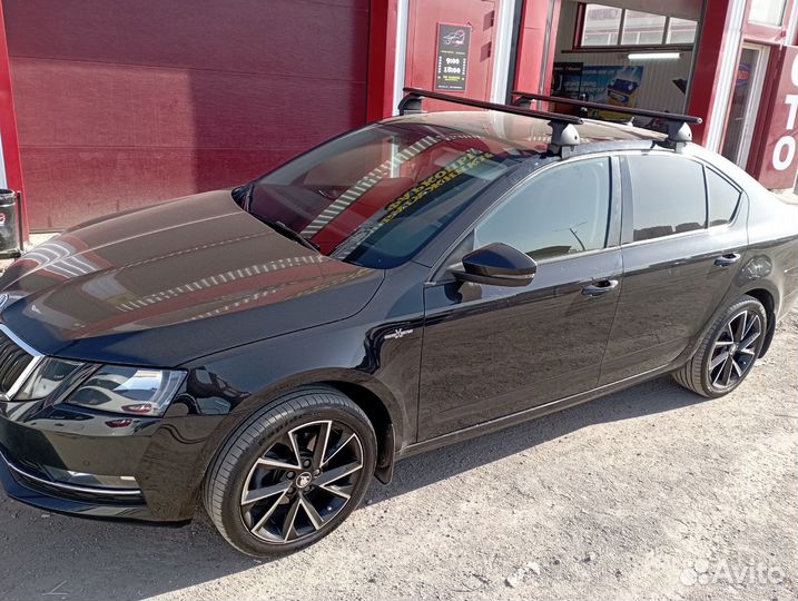 Багажник Skoda Octavia A7 аэро черные поперечины