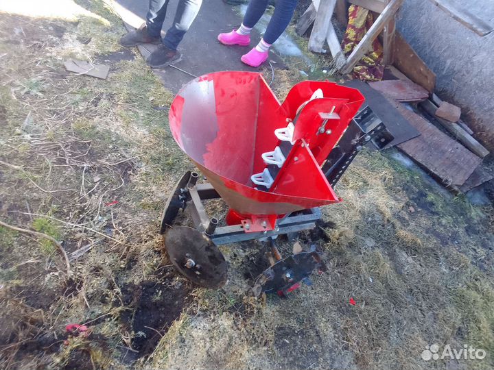 Картофеле садилка