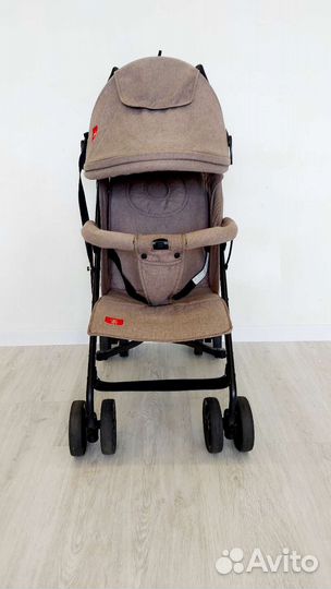 Прогулочная коляска трость