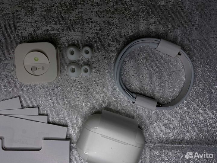 Наушники Apple AirPods Pro