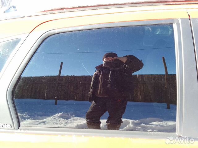 Стекло заднее правое Renault Megan Scenic 1