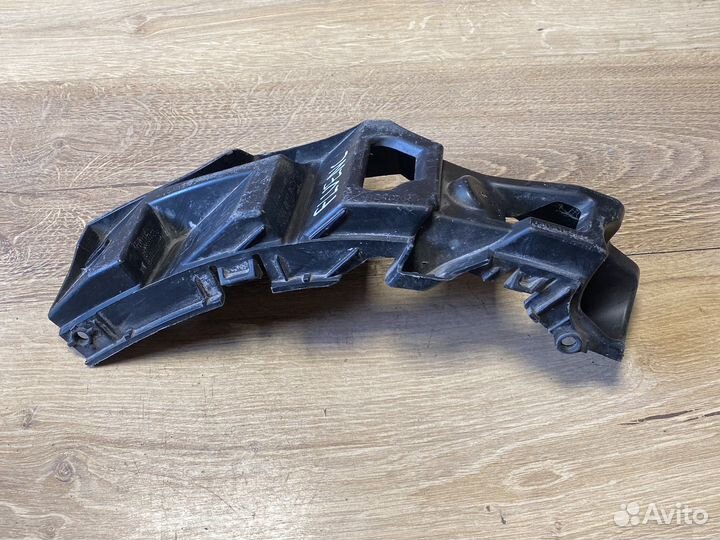 Renault fluence крепление заднего бампера
