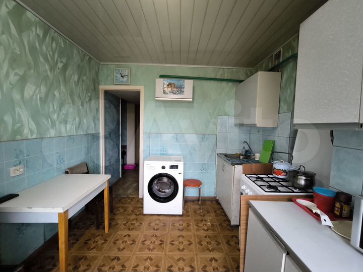 2-к. квартира, 42 м², 1/5 эт.