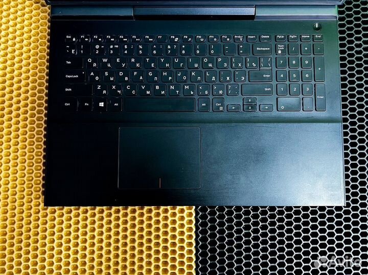 Игровой ноутбук Dell для Fortnite, Valorant, CS:GO