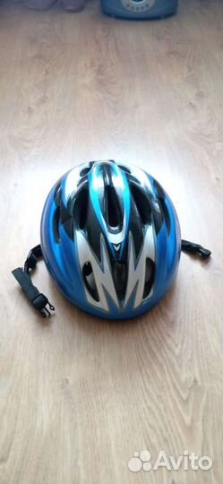Велошлем детский р.54-58, б/у, защита б./у