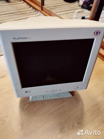 Монитор LG Flatron 775FT